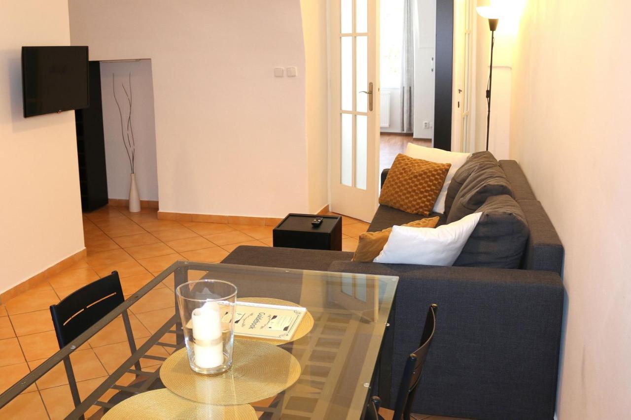 Betlem Apartment *